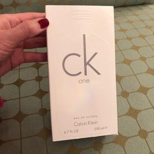 NIB Calvin Klein CK One